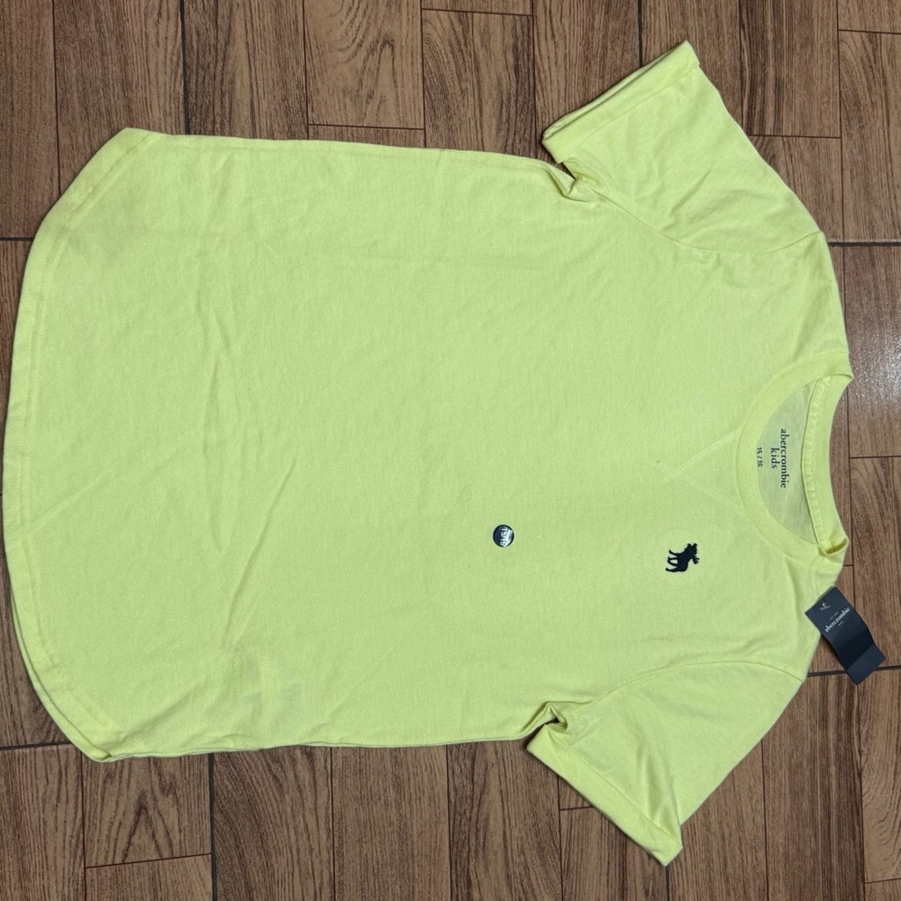 Abercrombie Kids Light Yellow Short Sleeve Tee
